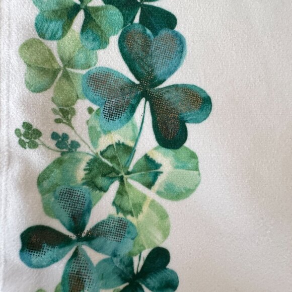 Nicole Miller Saint St Patricks Day Table Runner Shamrock Party Home Decor 14x72 - Picture 4 of 10